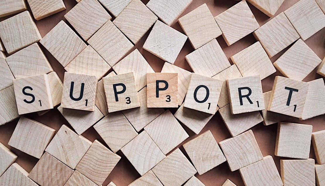 Mit Scrabble-Buchstaben wurde das Wort "Support" gelegt. 